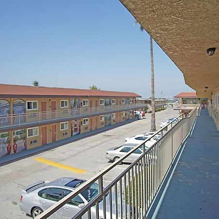 Los Angeles Inn & Suites - Lax West Athens Eksteriør bilde