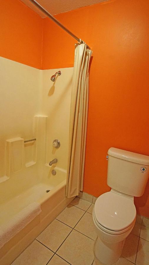 Los Angeles Inn & Suites - Lax West Athens Eksteriør bilde
