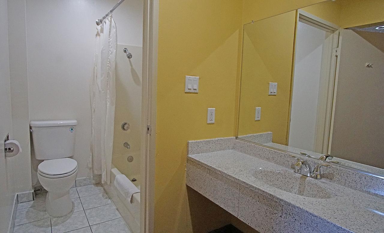 Los Angeles Inn & Suites - Lax West Athens Eksteriør bilde